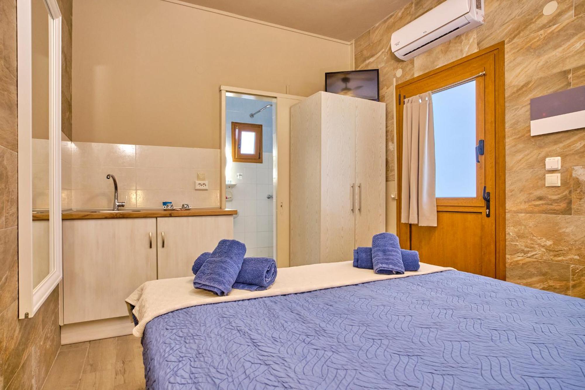 Nefele'S Apartments อิปโซส ภายนอก รูปภาพ