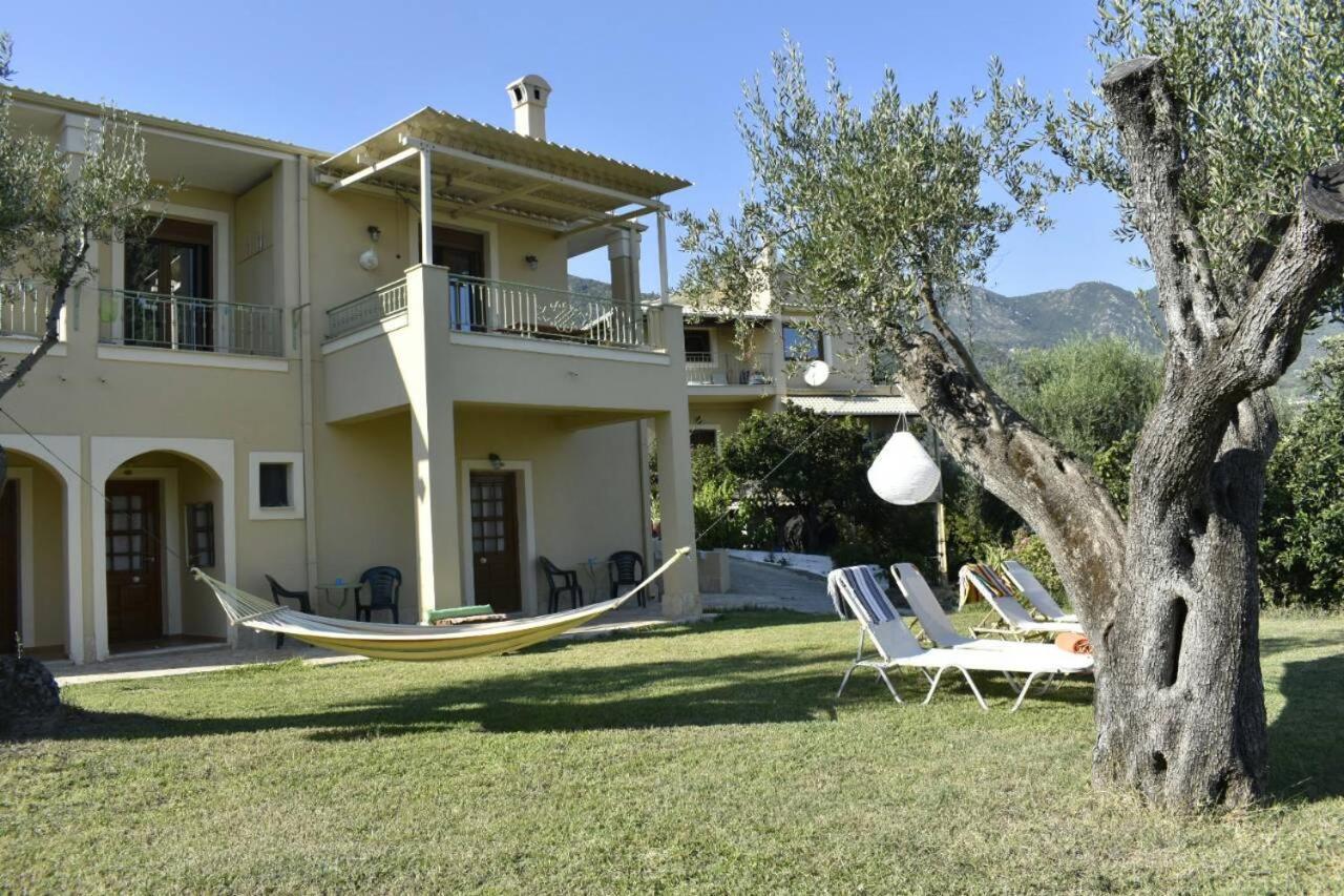 Nefele'S Apartments อิปโซส ภายนอก รูปภาพ